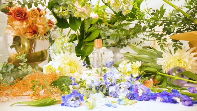 Amazon.com : FLORA-ORGANIX TAHITIAN TIARE & ORANGE FLOWER EAU DE